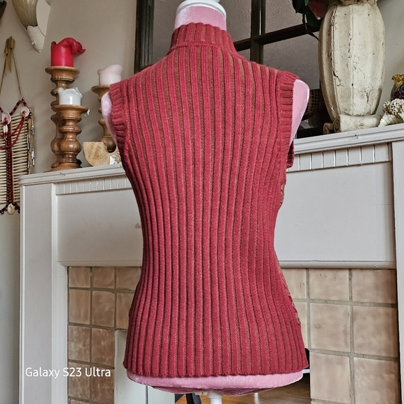 Christopher & Banks zippered vest, size small. Rich rust and gold. - Picture 3 of 7